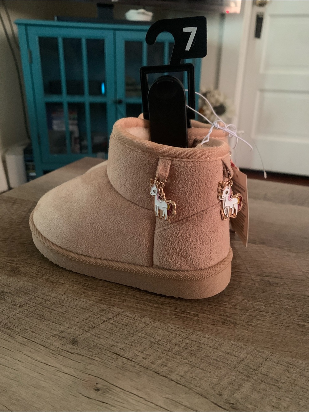 Winter boots w/unicorn charms and side zipper- toddler sz7 - Picture 4 of 4